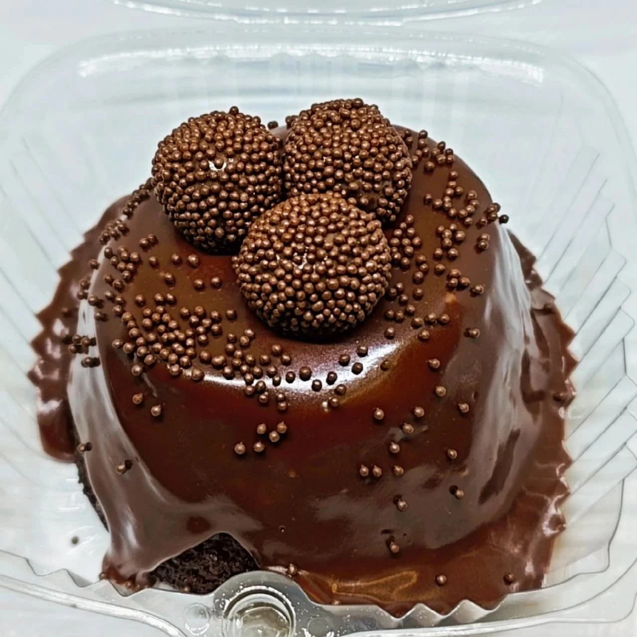 Chocolate com ganache de chocolate meio amargo