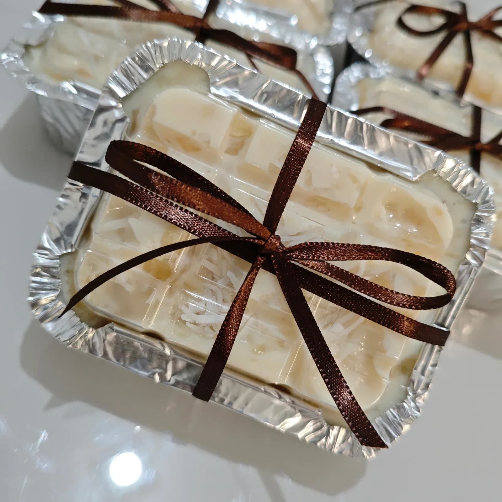 Bolo Gelado creme de abacaxi com coco